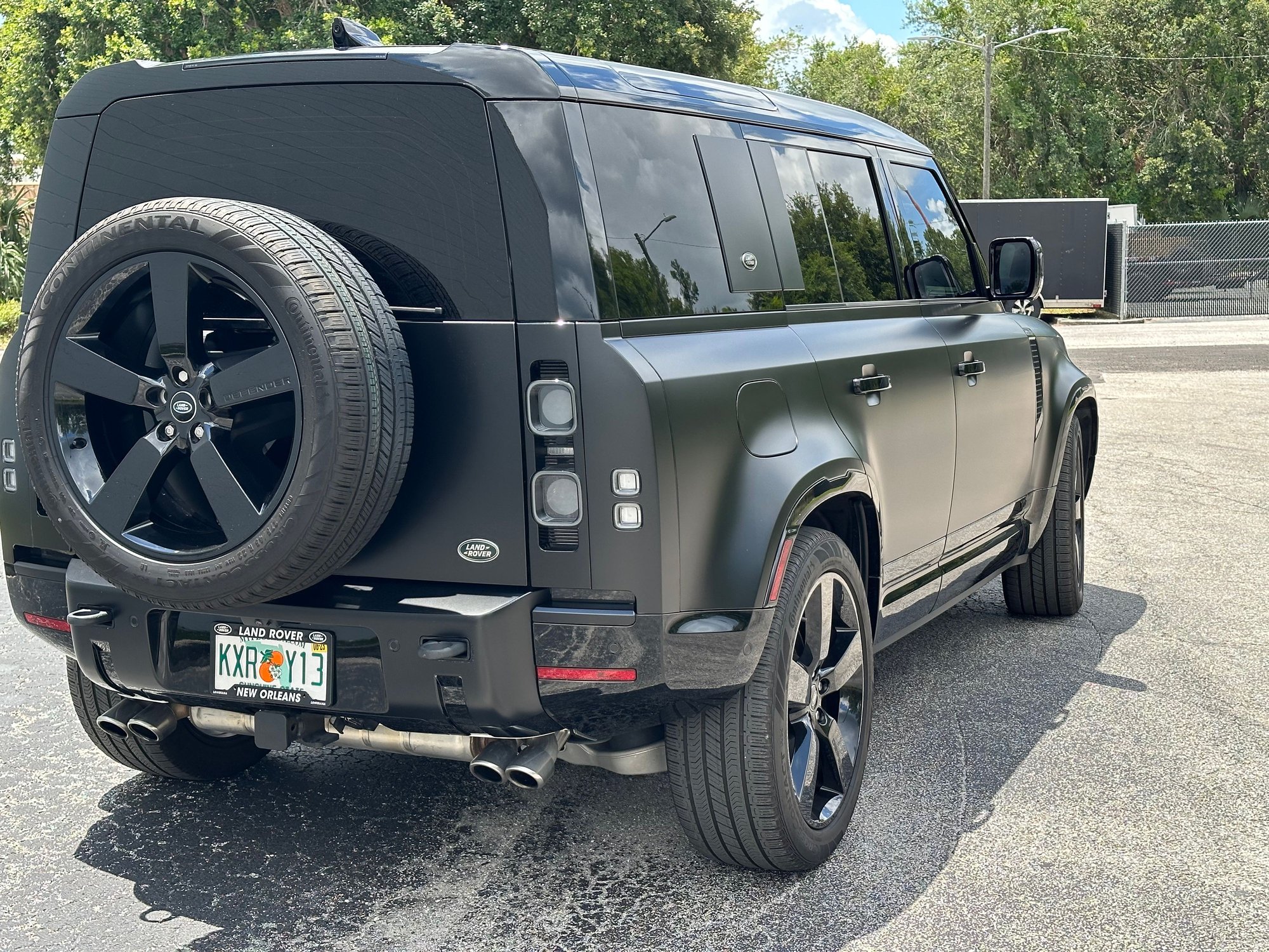 2022 Land Rover Defender - 2022 Defender 110 V8 - Used - VIN SALEWERE0N2072577 - 17,000 Miles - 8 cyl - AWD - Automatic - SUV - Black - Longwood, FL 32750, United States