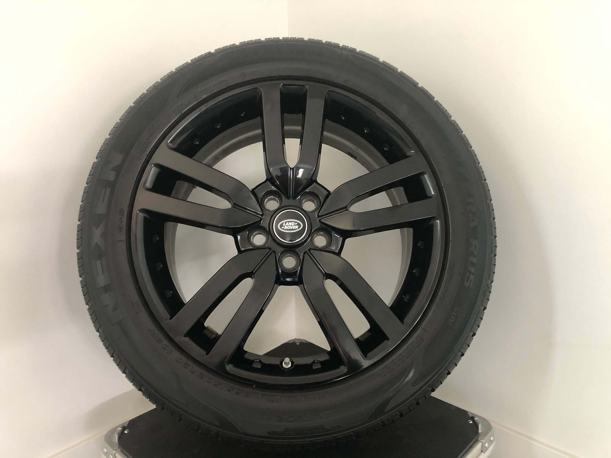 Wheels and Tires/Axles - Land Rover Discovery 4/3 Landmark HSE 20″ Inch 5 Split-Spoke Style 510 - Used - 2014 to 2016 Land Rover LR4 - South Jordan, UT 84009, United States