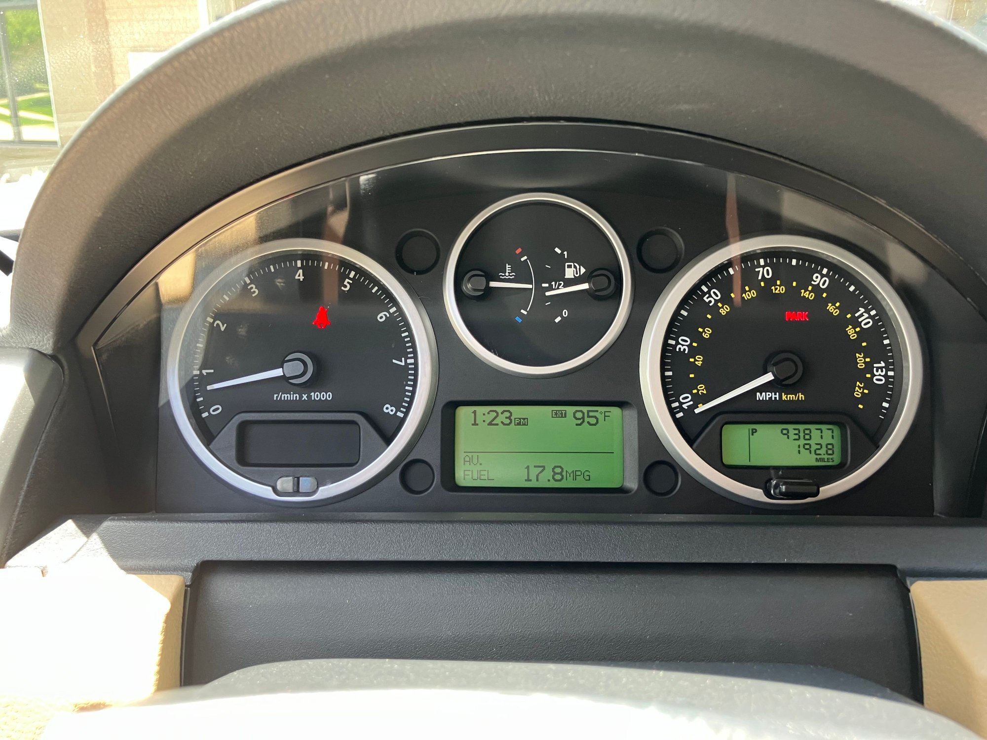 2008 Land Rover LR3 - 08 Landrover LR3  S V8 - Used - VIN SALAE254X8A486666 - 93,900 Miles - 8 cyl - 4WD - Automatic - SUV - Black - Council Bluffs, IA 51503, United States