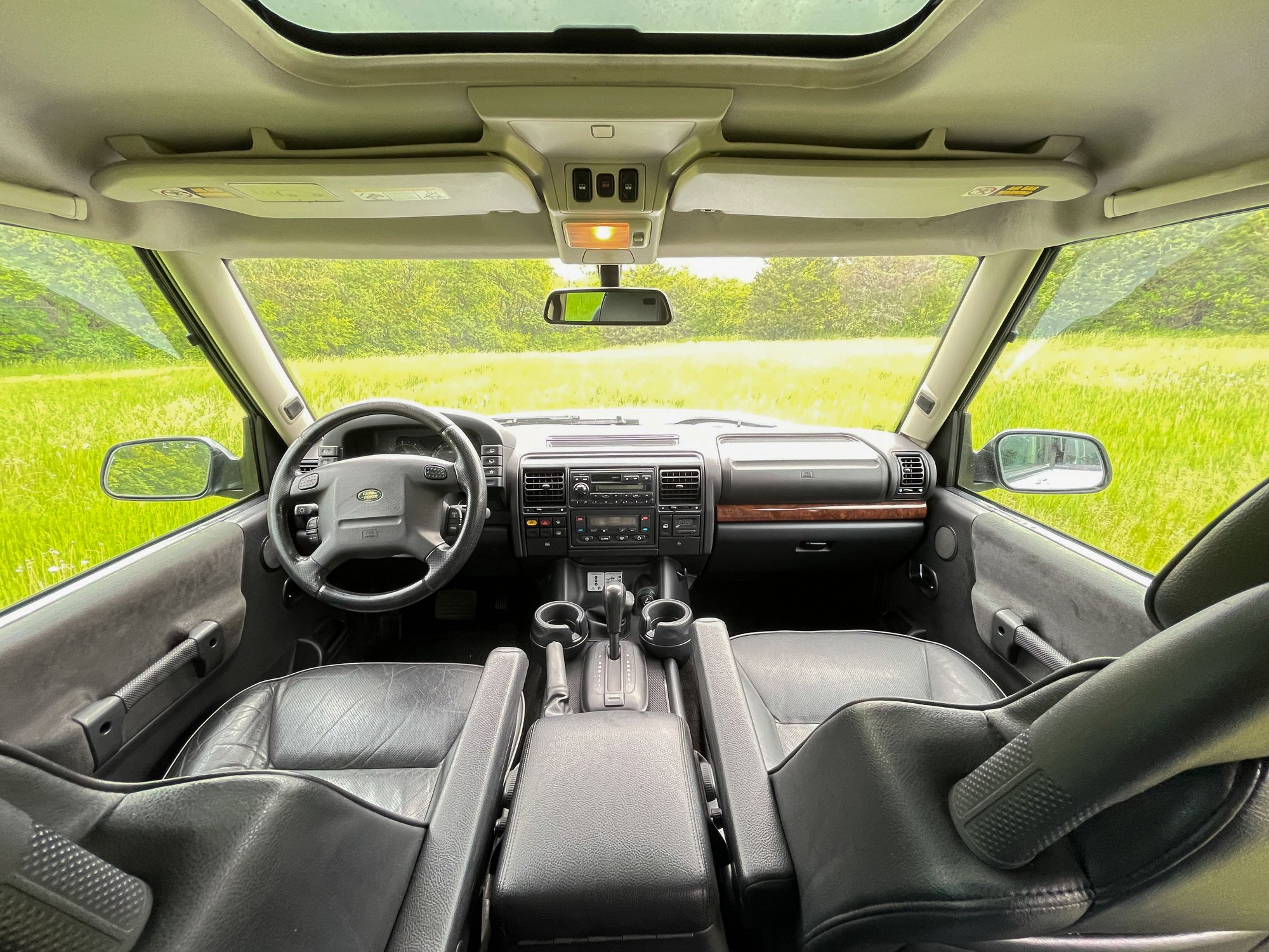 2004 Land Rover Discovery - 2004 Discovery 2 SE7 - Used - VIN SALTW194X4A832851 - 127,000 Miles - 8 cyl - 4WD - Automatic - SUV - Silver - Lake Geneva, WI 53147, United States