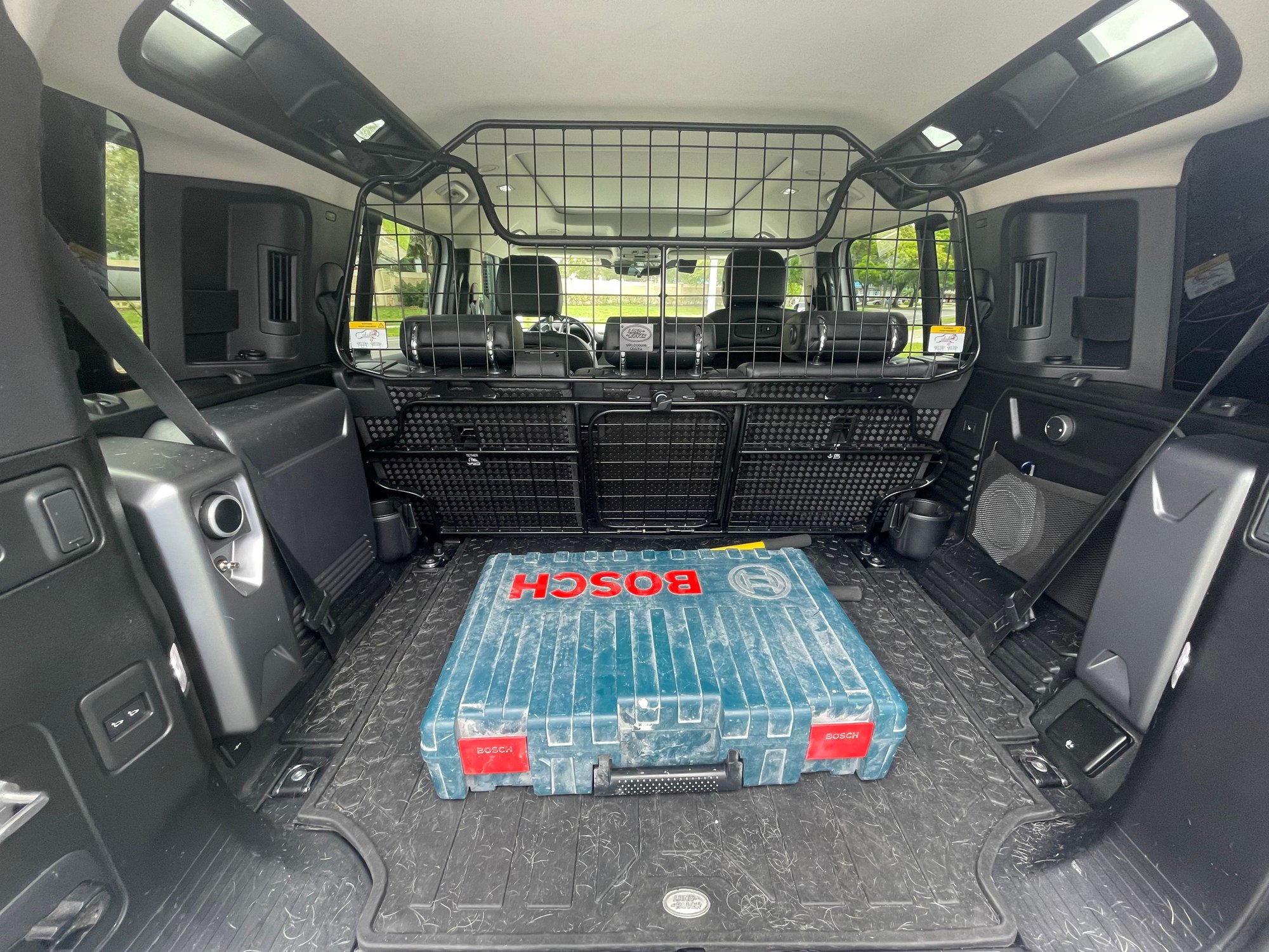 Accessories - Loadspace Partition - Full Height, 110, 5+2 seat only - Used - 2020 to 0 Land Rover All Models - Miramar, FL 33023, United States