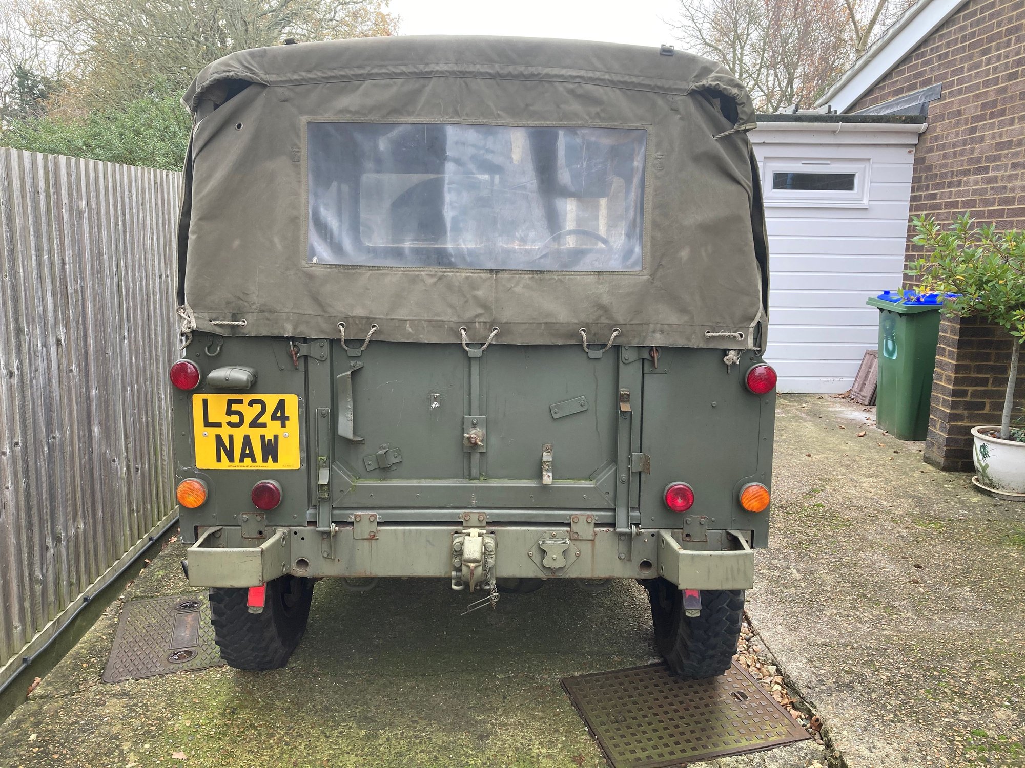1994 Land Rover Defender 90 - Ex-army Land Rover 90 - Used - VIN SALLDVAC7LA938508 - 25,093 Miles - 4 cyl - 4WD - Manual - Convertible - Other - Ringmer BN85JU, United Kingdom