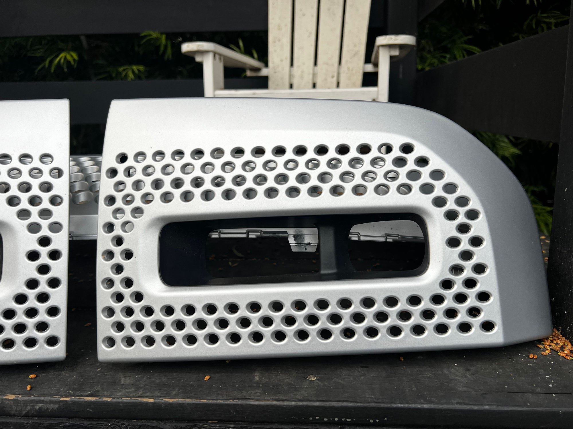 Miscellaneous - OEM Rear and Front bumpers from 2024 Defender 110 - Used - 2020 to 2025 Land Rover Defender - Mill Valley, CA 94941, United States