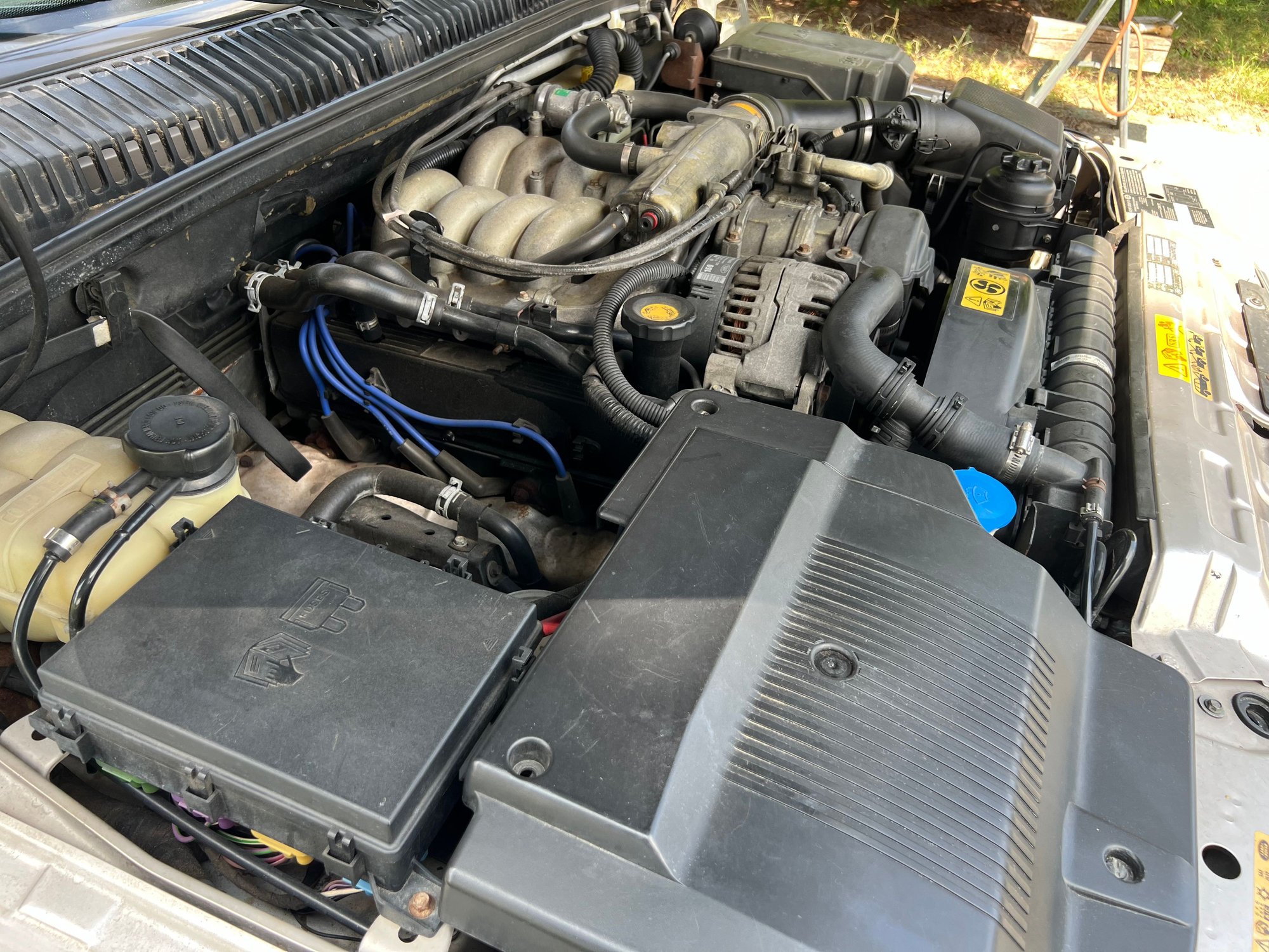 1999 Land Rover Range Rover - 1999 p38 hse - Used - VIN SALPV1444XA424295 - 133,000 Miles - 8 cyl - 4WD - Automatic - SUV - Beige - Chesapeske, VA 23322, United States