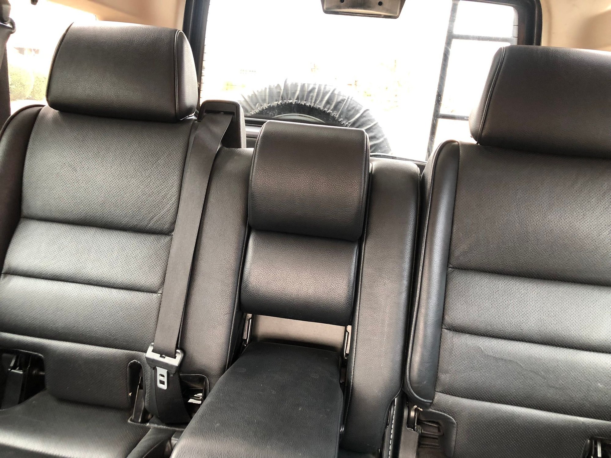 2004 Land Rover Discovery - 2004 Land Rover Discovery SE - 155k Miles - Used - VIN SALTY19404A862421 - 155,073 Miles - 8 cyl - AWD - Automatic - SUV - Gray - Granbury, TX 76049, United States
