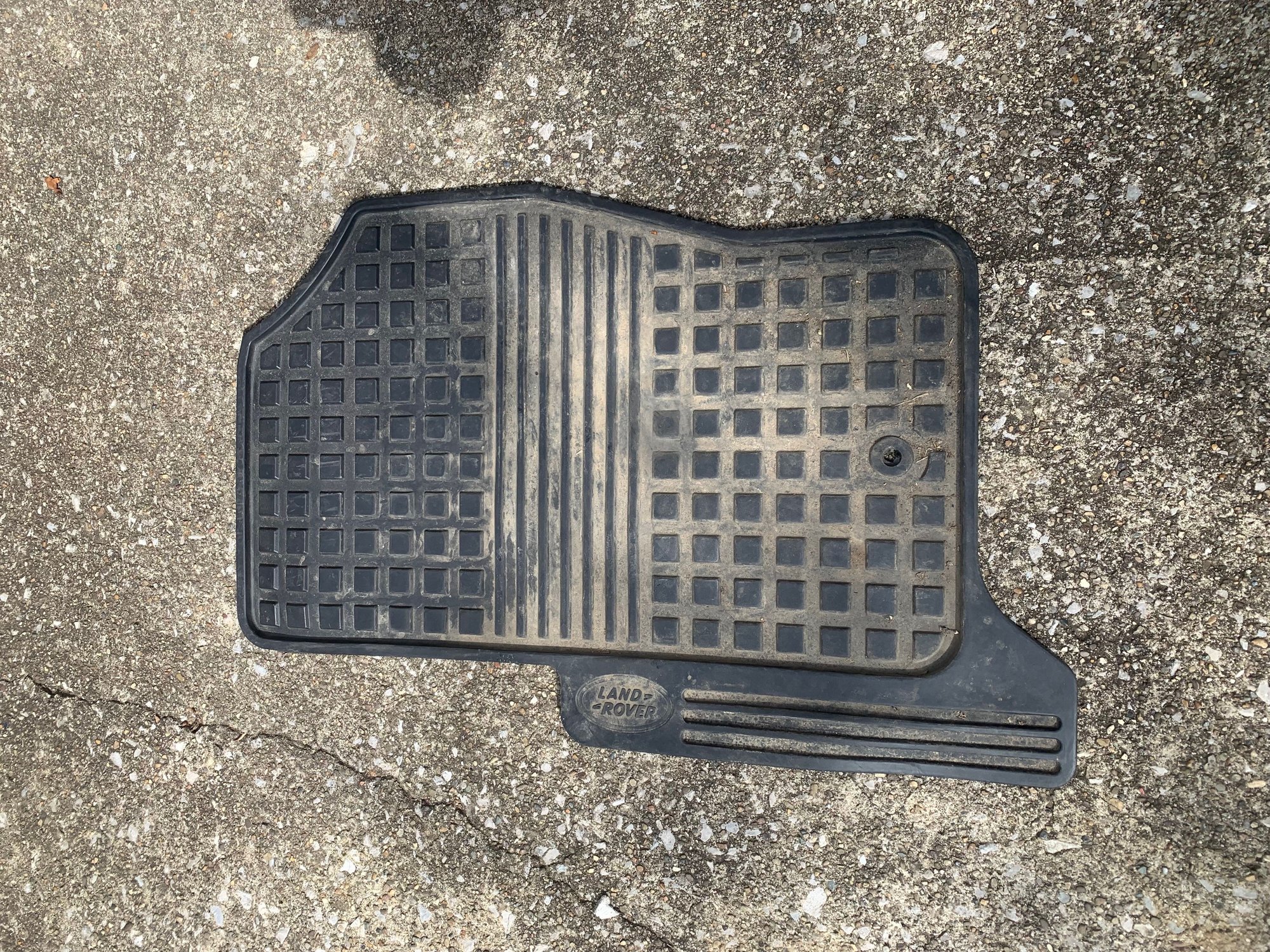 Accessories - LR4 Rubber OEM Mats - Used - 2010 to 2016 Land Rover LR4 - Winchester, KY 40391, United States