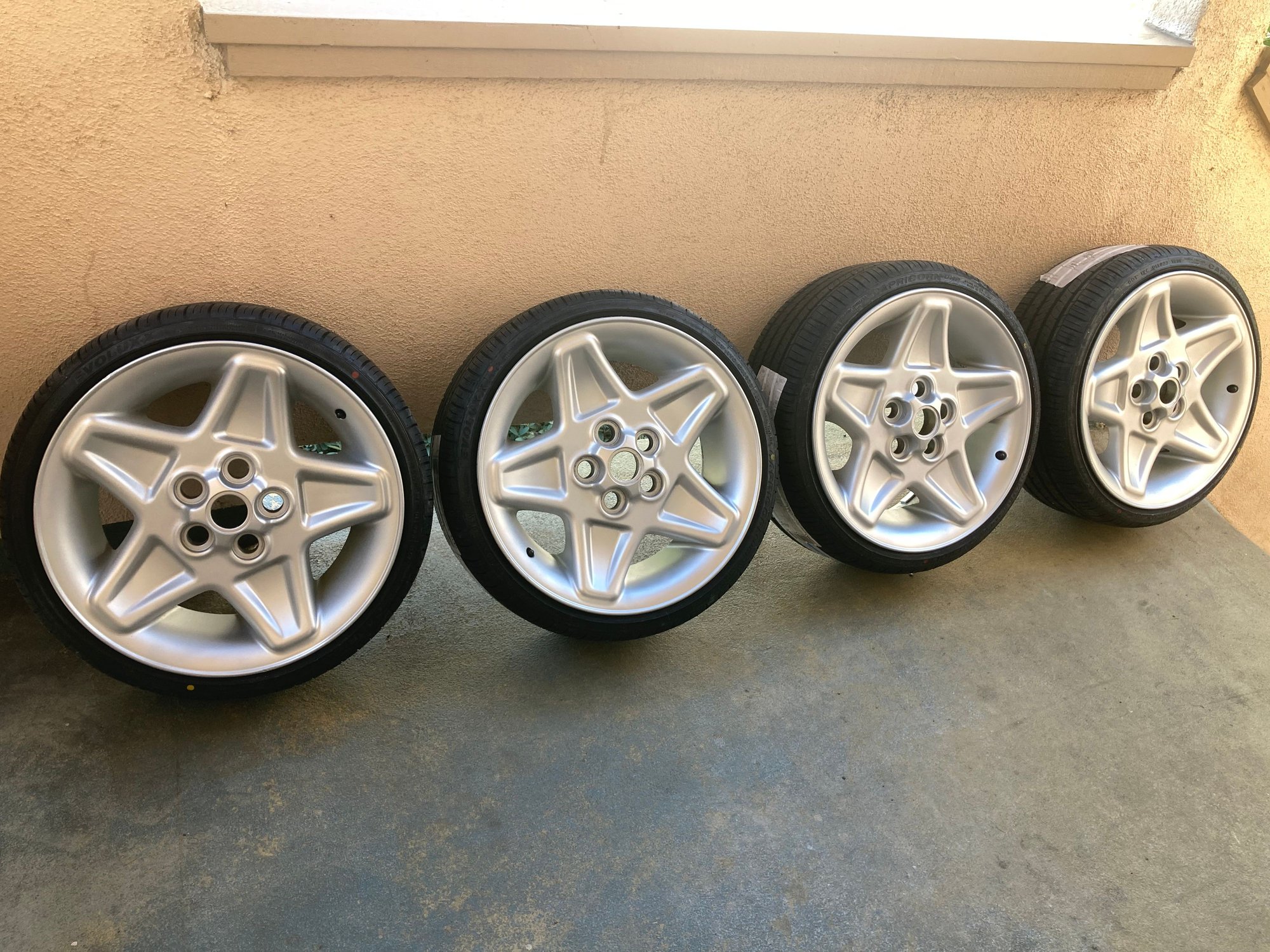 Wheels and Tires/Axles - 5 Mondial wheels, 18” - Used - 0  All Models - San Diego, CA 92110, United States
