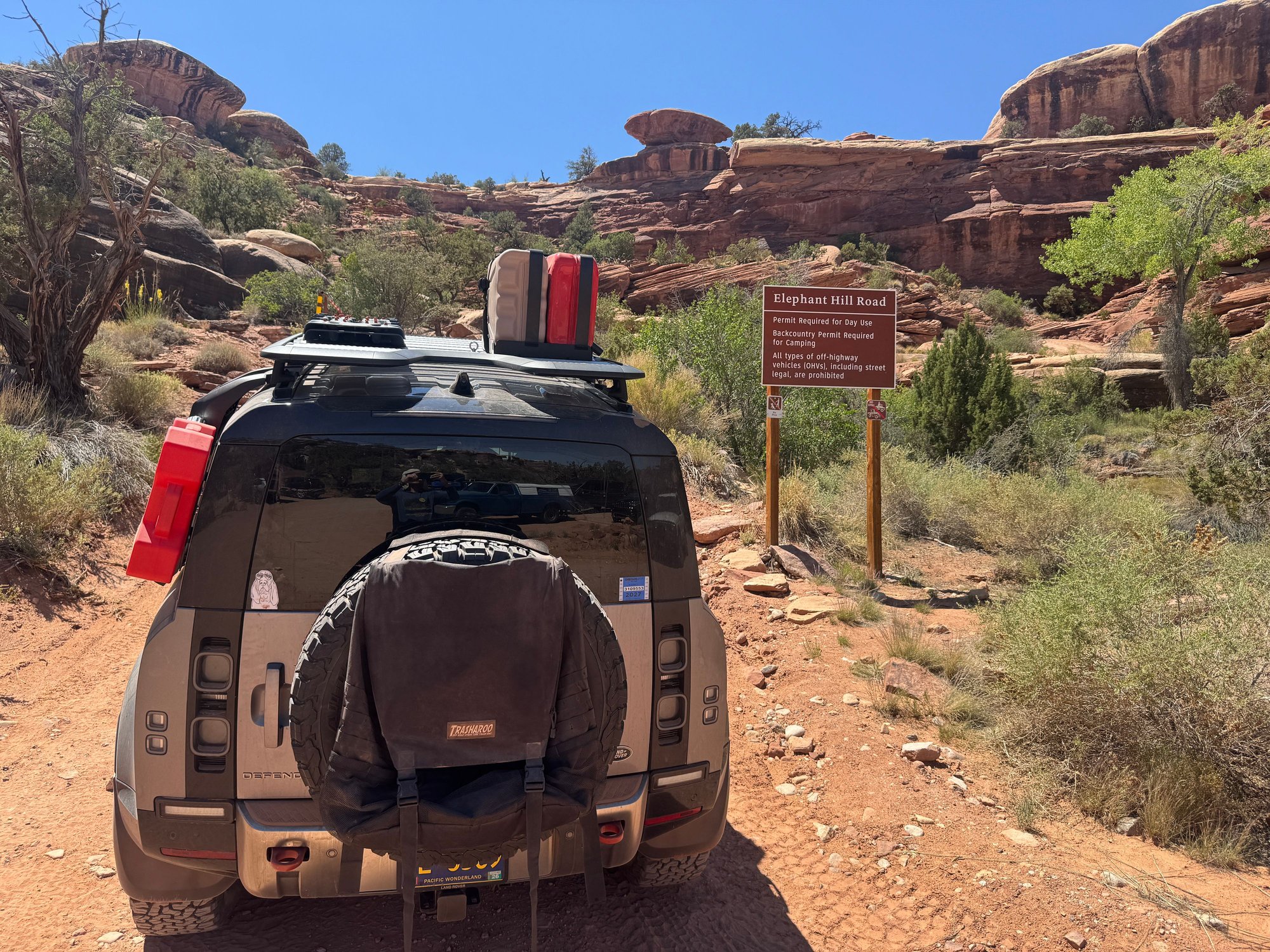 For anyone wondering, Elephant Hill in Canyonlands Needles District is possible in L663. The Devil�s Passage **IS** just barely wide enough. About 1.5� on either side with mirrors folded. VERY tight. There is a 30 degree down slope on this trail. Very exciting. 