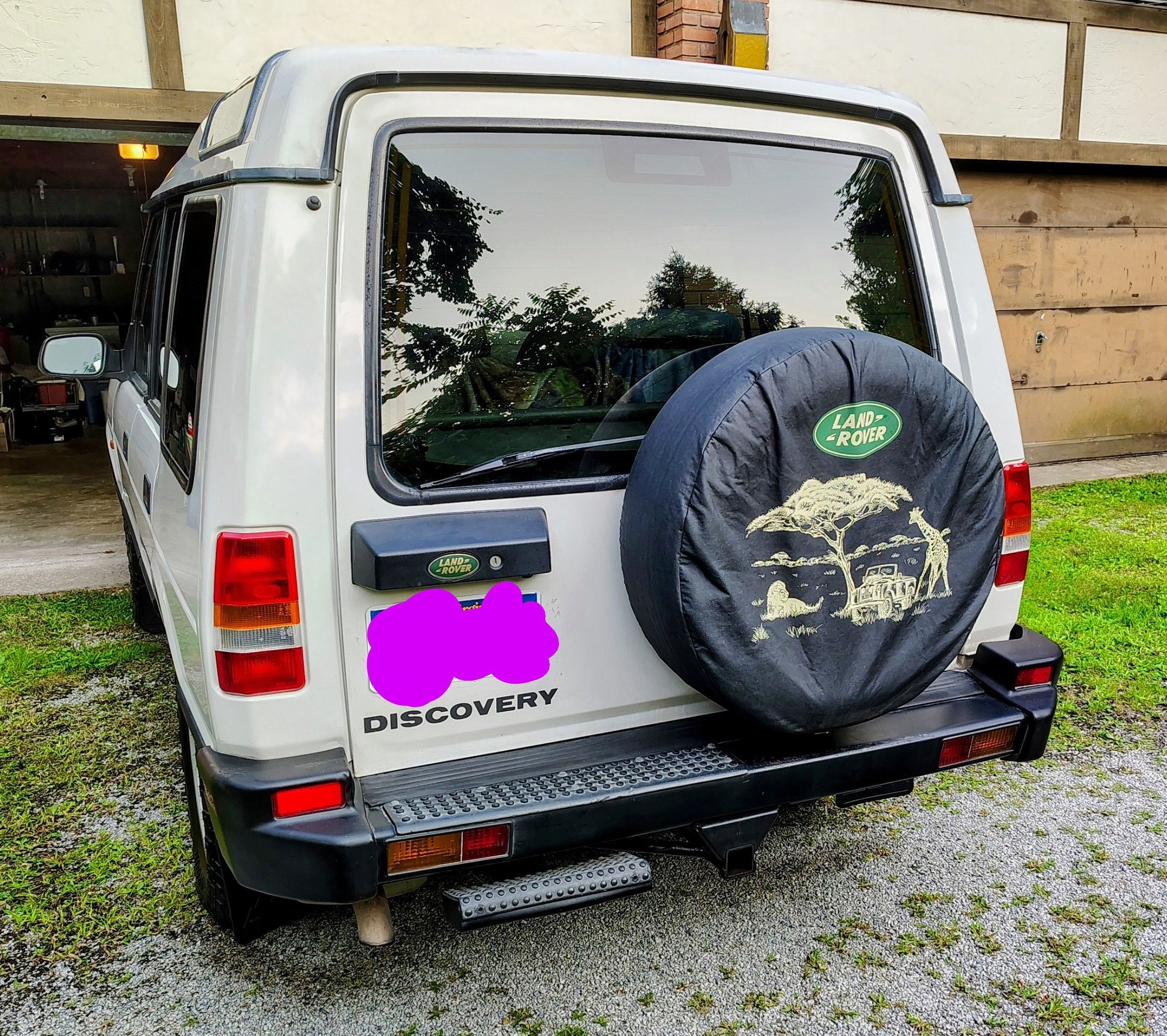 1998 Land Rover Discovery - 1998 discovery 1 no rust lot or work done - Used - VIN Saljy1248wa790534 - 184,500 Miles - 8 cyl - 4WD - Automatic - SUV - White - Wellsburg, WV 26070, United States