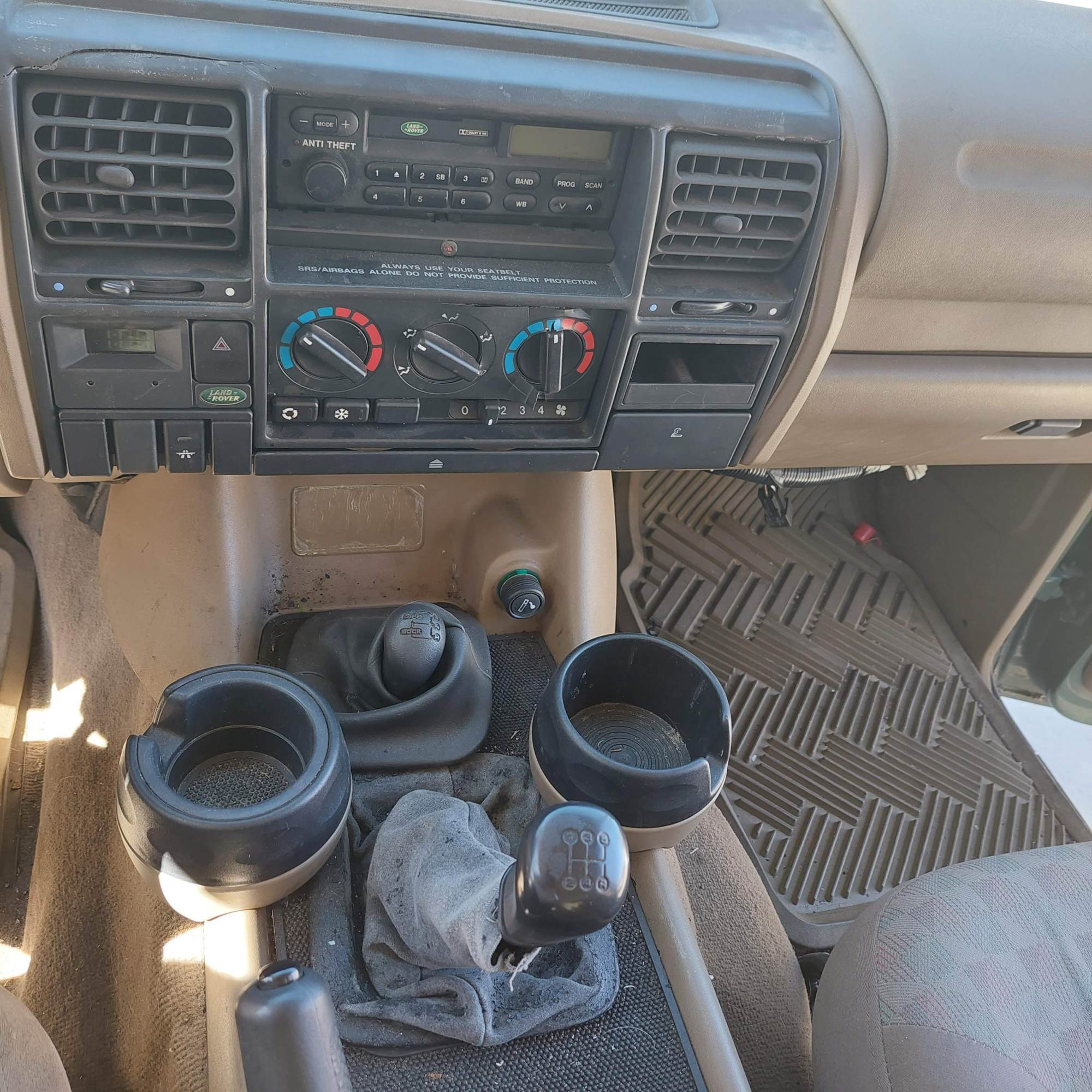 1995 Land Rover Discovery - 1995 Land Rover Discovery - Used - VIN SALJY1284SA155808 - 168,778 Miles - 6 cyl - 4WD - Manual - SUV - Other - Colorado Springs, CO 80921, United States
