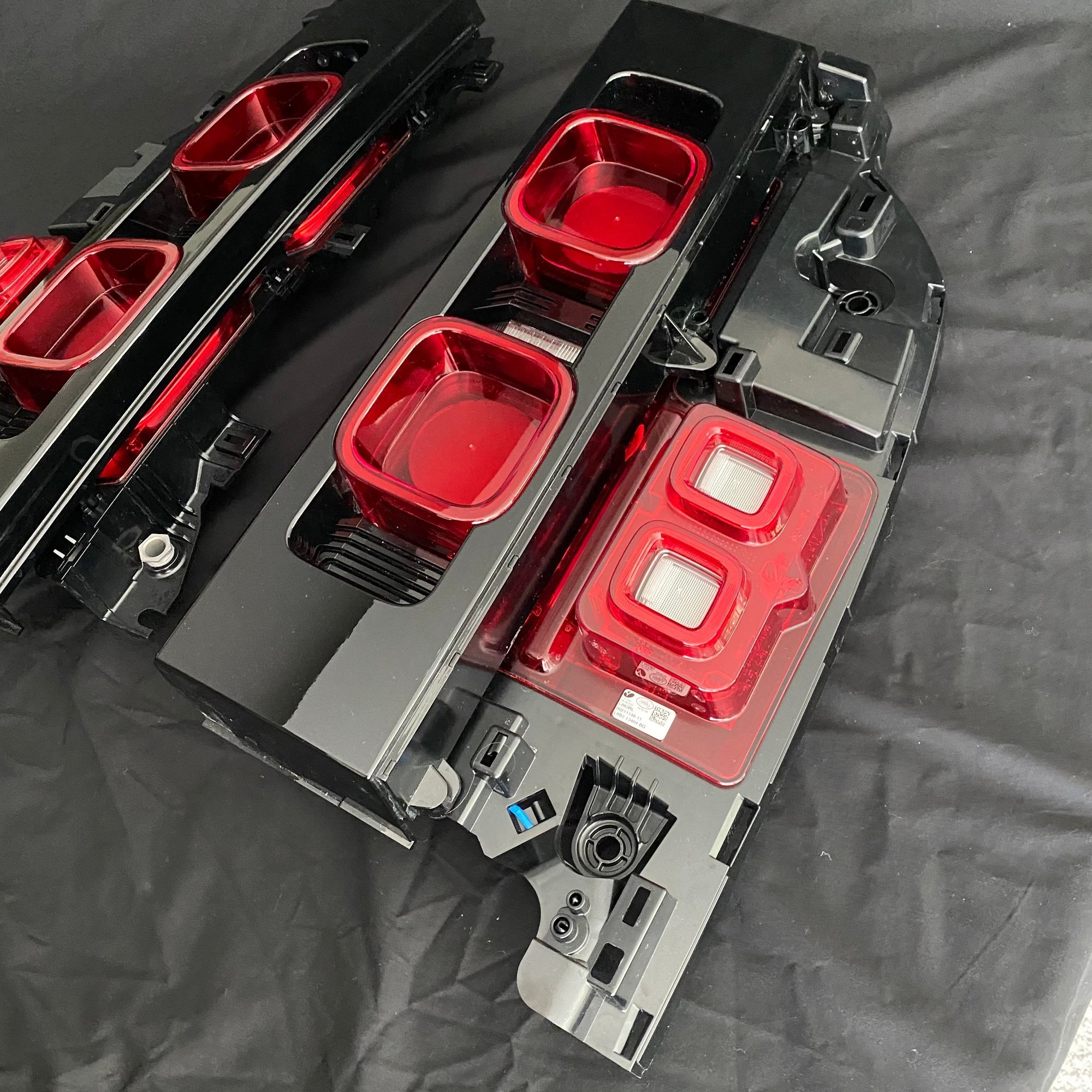 Lights - 2022 Defender tail lights - Used - 2020 to 2023 Land Rover Defender - Lorton, VA 22079, United States
