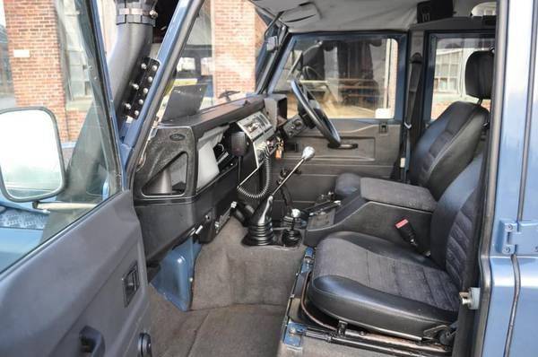 1990 Land Rover Range Rover - 1990 Land Rover Defender 110 County Estate - Used - VIN 1111111111 - 144 Miles - 4WD - Manual - Truck - Blue - Washington, CT 06793, United States