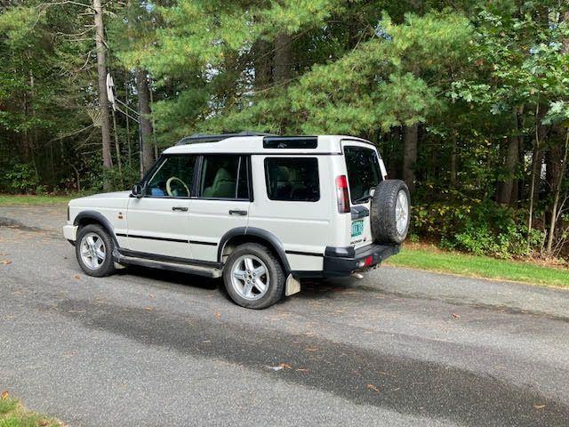 2004 Land Rover Discovery - 2004 Land  Rover Discovery SE Trail - Used - VIN SALTY19464A850175 - 169,500 Miles - 8 cyl - 4WD - Automatic - SUV - White - Easthampton, MA 01027, United States