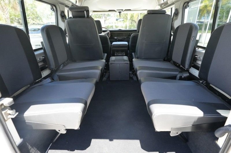 1995 Land Rover Defender 90 - 1995 land rover defender 110 - Used - VIN SALLDHM68MA968960 - 151,788 Miles - 4 cyl - 4WD - Manual - Wagon - White - Delray Beach, FL 33483, United States