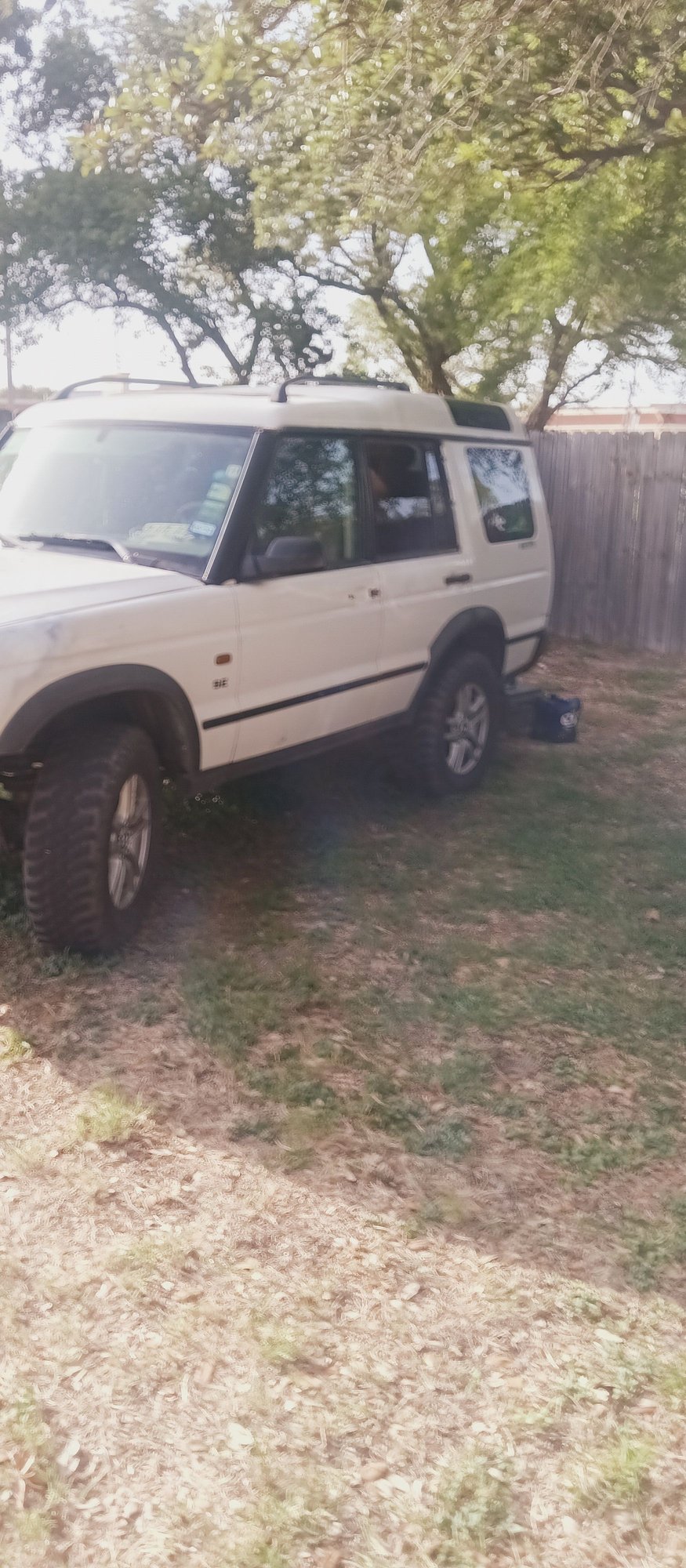 2000 Land Rover Discovery - first $500 gets it - Used - VIN s a l t y - 178,000 Miles - 8 cyl - AWD - Automatic - SUV - White - Corpus Christi, TX 78418, United States