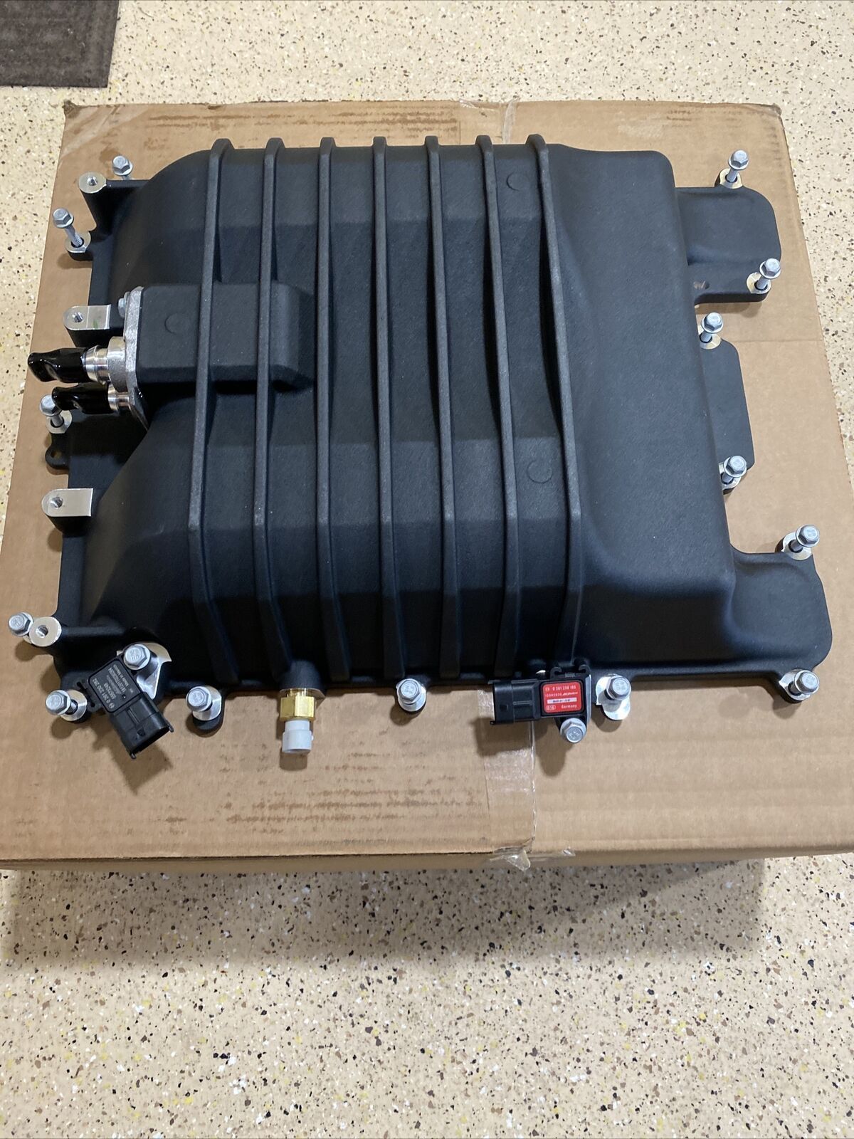Engine - Intake/Fuel - LSA Supercharger Lid Cover Brand New ZL1 GM OEM w/ Sensors - New - 0  All Models - St Augustine, FL 32086, United States