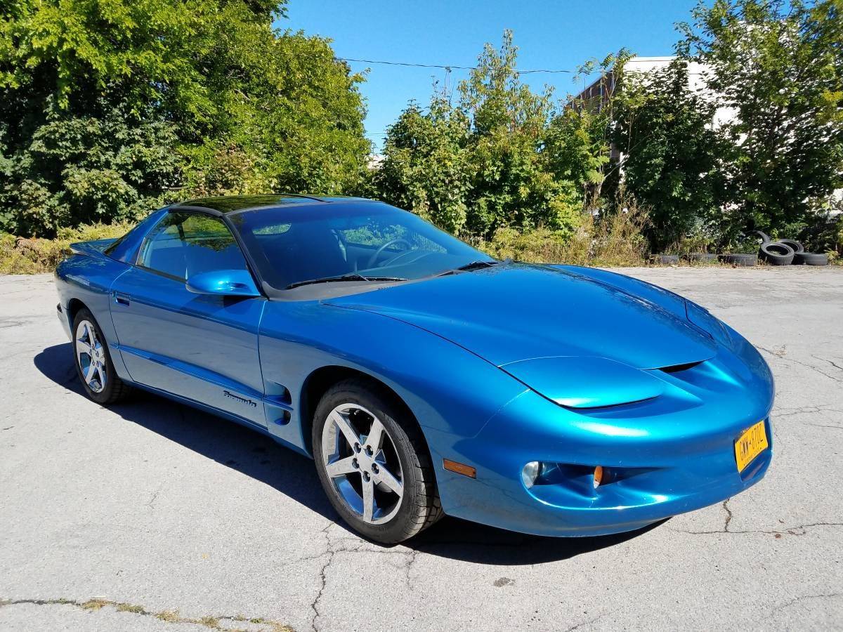  - Chrome Corvette C6 17" replica wheels - Rochester, NY 14609, United States
