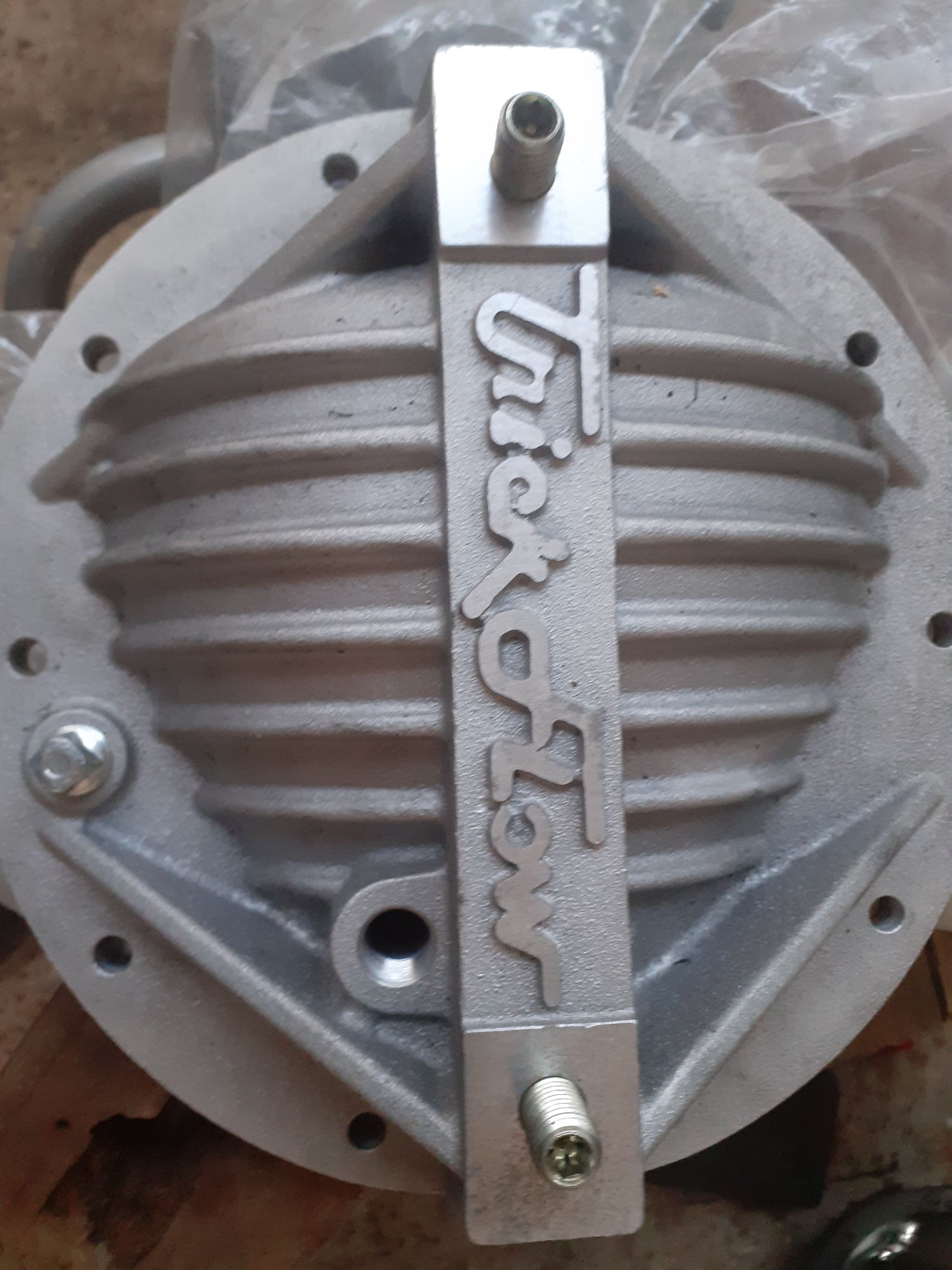  - Differential cover for gm 8.5 /8.6  10bolts - San Juan, Puerto Rico