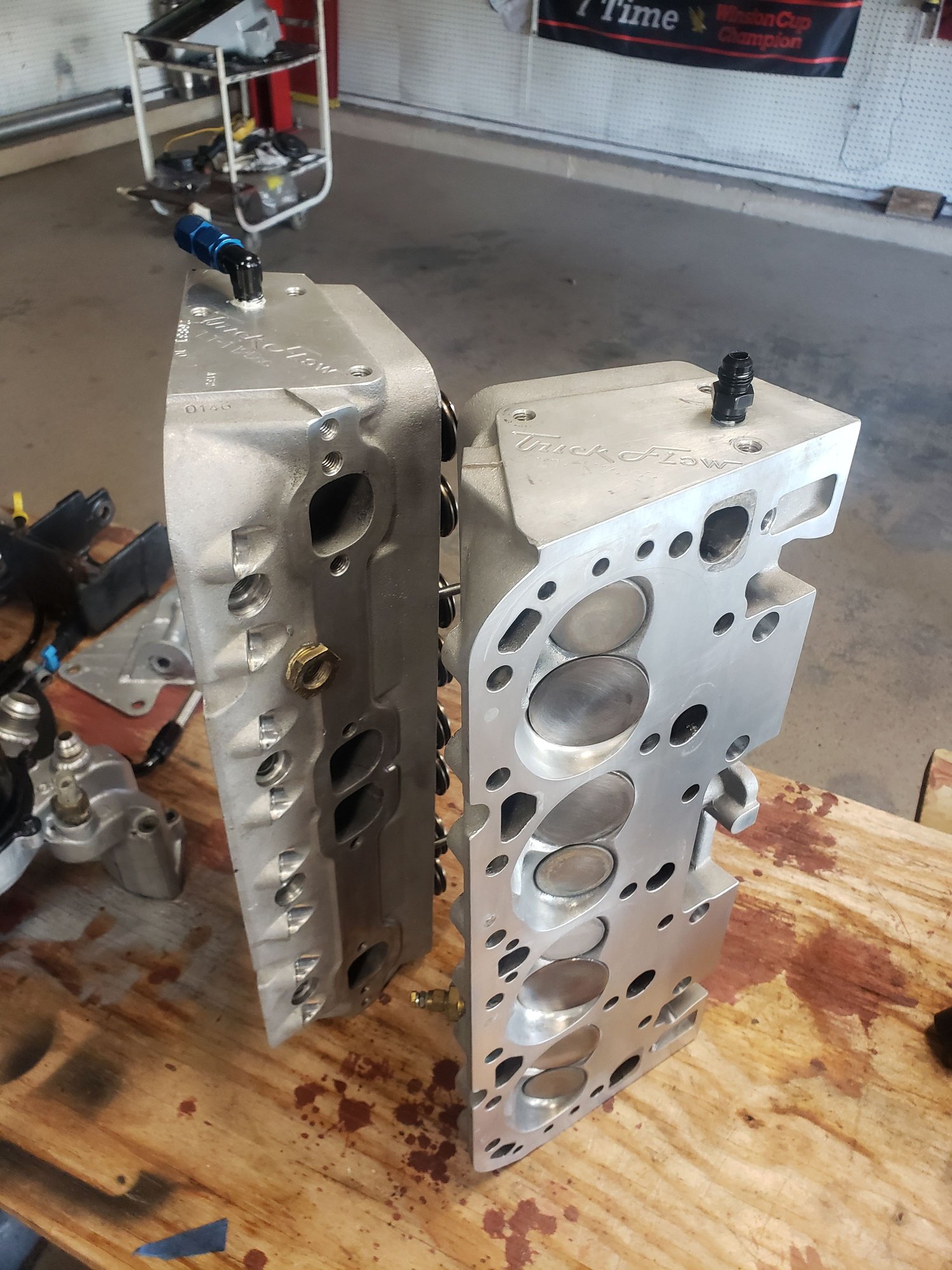  - LT1 Advanced Induction 215cc+ CNC Trick Flow Heads , Solid Roller, Titanium Valves - Cranston, RI 02921, United States