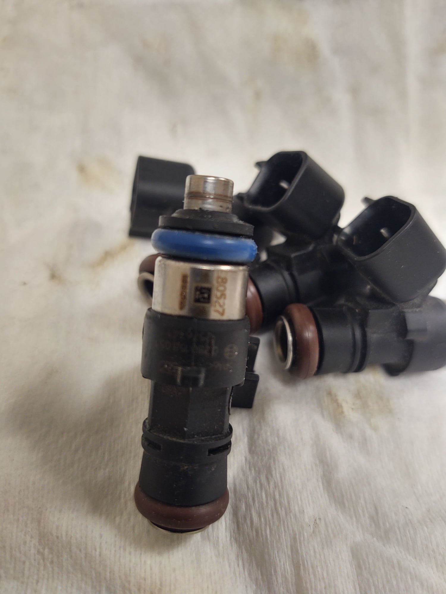 Engine - Intake/Fuel - Fast 80527 injectors - Used - 0  All Models - New Alexandria, PA 15670, United States