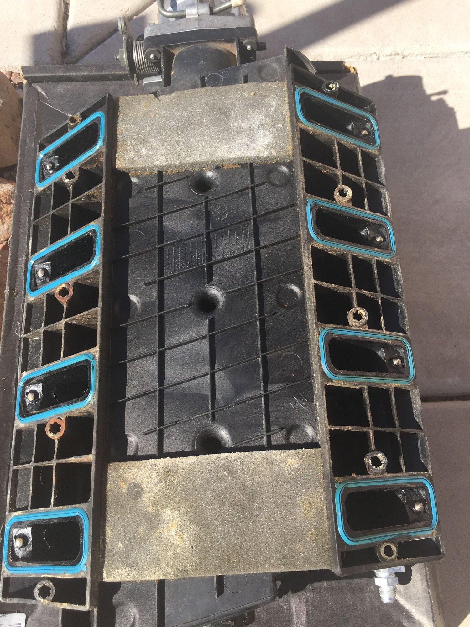  - Used SLP LS6 Intake with Factory LS1 TB, FIC Injectors, MAP Sensor, & Fuel Rails - Rio Rico, AZ 85648, United States