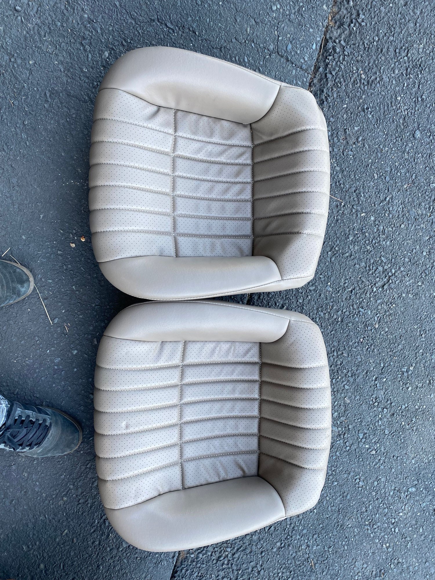 Interior/Upholstery - 98-02 camaro seats - Used - 0  All Models - Placerville, CA 95667, United States