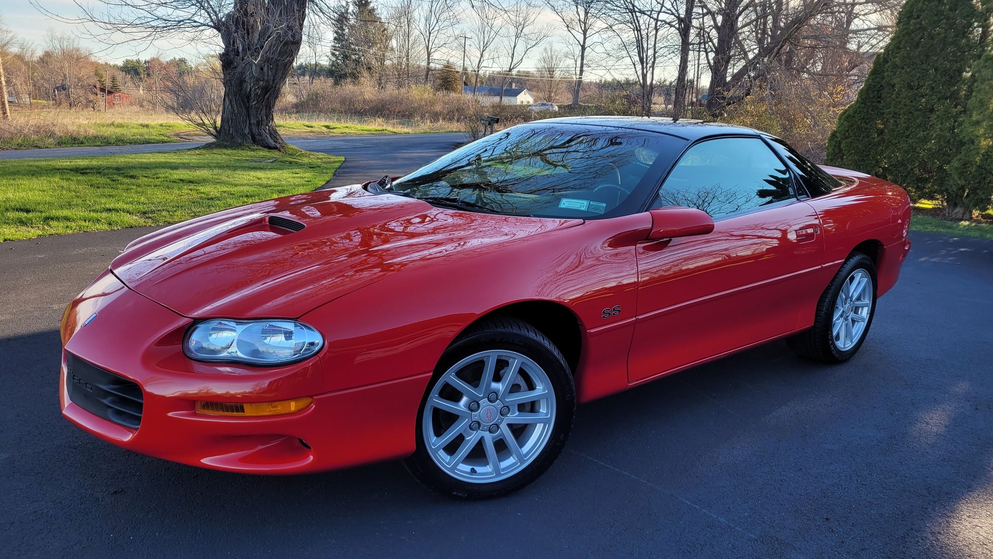 2002 Chevrolet Camaro - 2002 Camaro SS Hardtop 18k Miles Clean - Used - VIN 2G1FP22G32216965 - 18,200 Miles - 8 cyl - 2WD - Automatic - Hatchback - Red - Greenland, NH 03840, United States