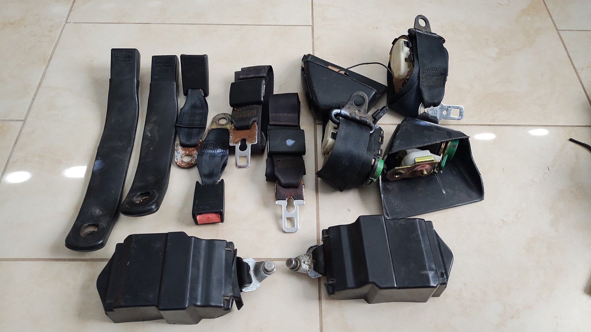 Interior/Upholstery - 87-92 Camaro Firebird Convertible Seat Belt Complete Set - Used - -1 to 2027  All Models - Irvine, CA 92614, United States