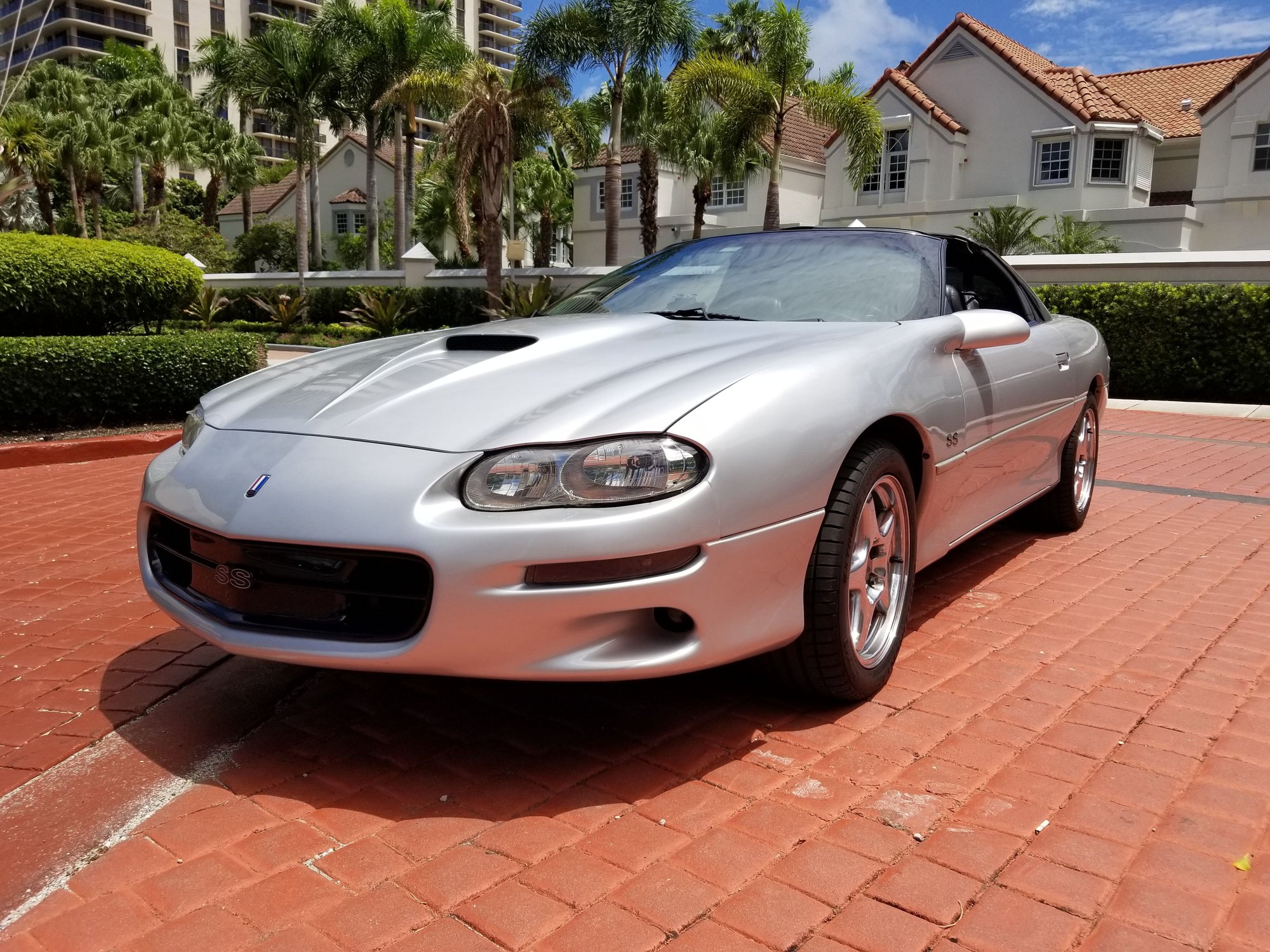 2000 Chevrolet Camaro - 2000 camaro SS SLP, LS1 engine, 6 spd Manual, Excellent Condition - Used - VIN 2G1FP22G4Y2130653 - 76,000 Miles - 8 cyl - 2WD - Manual - Hatchback - Silver - Miami, FL 33179, United States