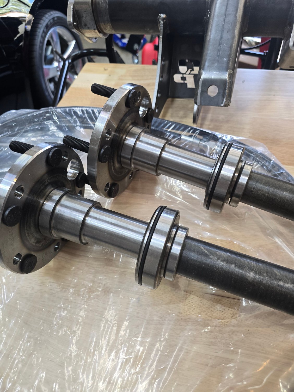 Took a sec to under stand what i was looking at here lol. Im use to gm c clip axles so I needed to read up alittle on these pressfit axles. 