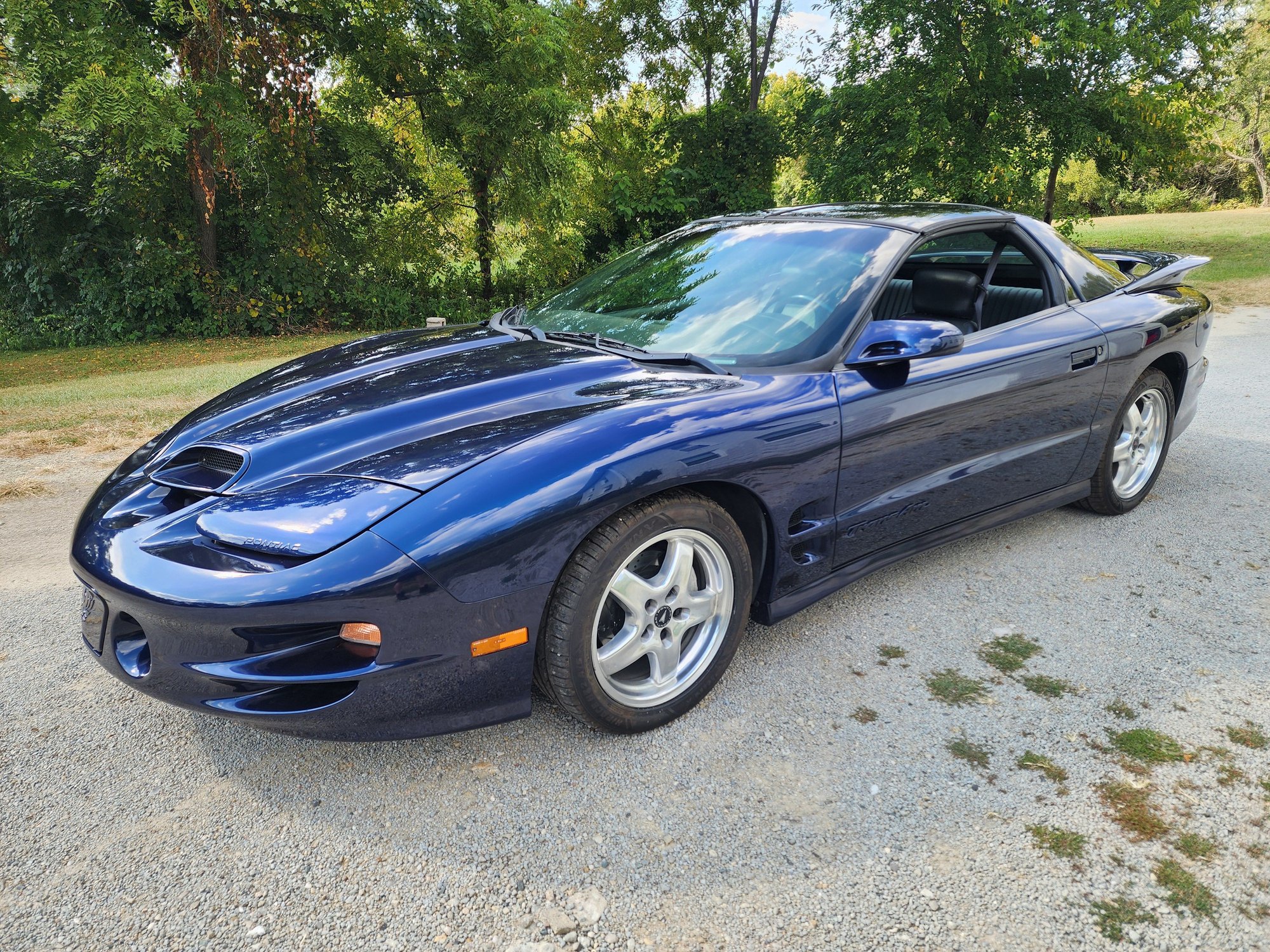 2002 Pontiac Firebird - 2002 trans am low miles ws6 nbm 6sp - Used - VIN 2g2fv22g222106232 - 34,000 Miles - 8 cyl - 2WD - Manual - Coupe - Blue - Dayton, OH 45424, United States