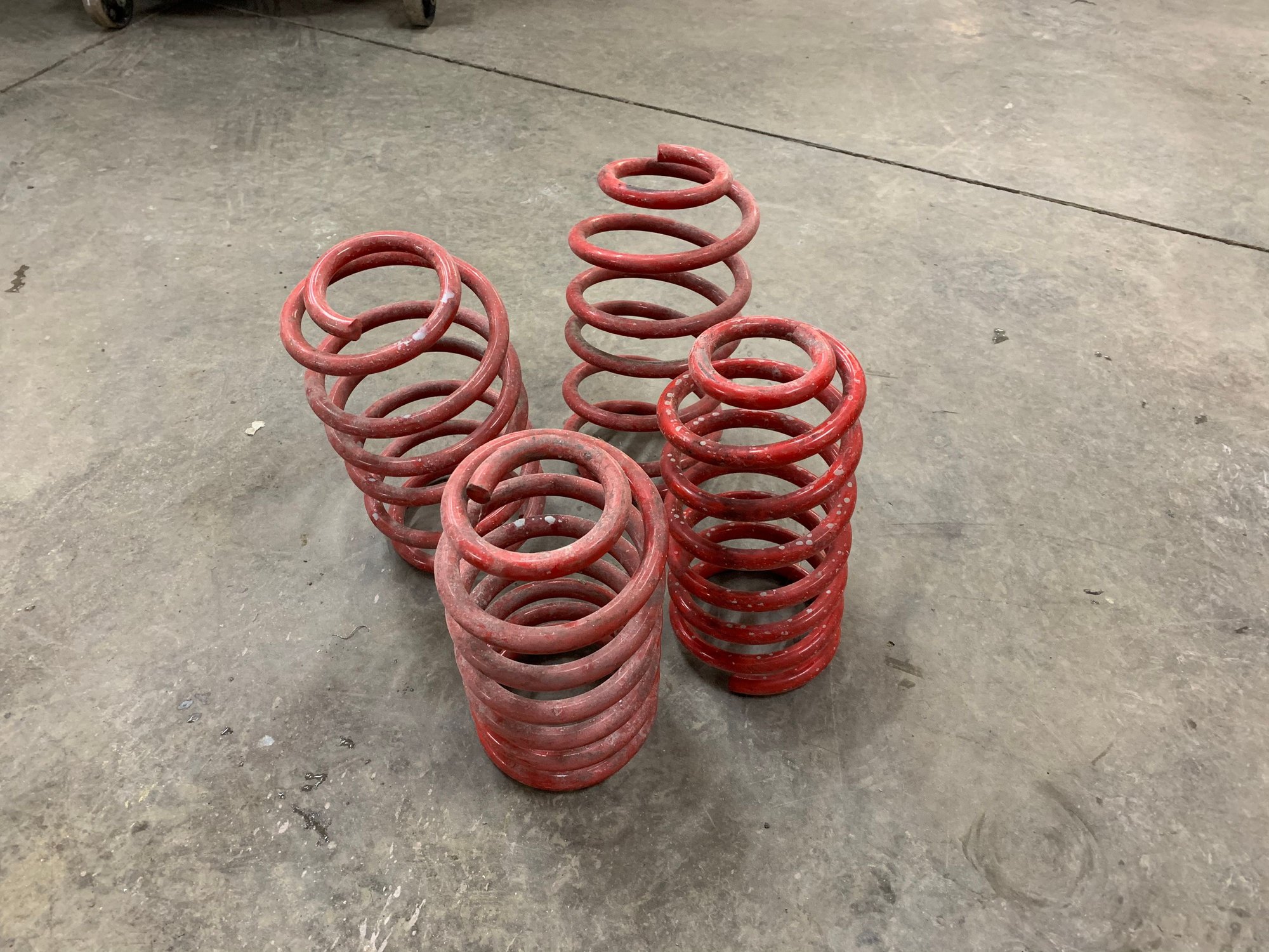 Steering/Suspension - 5thgen lowering springs - Used - 2010 to 2013 Chevrolet C10 Panel - 0  All Models - Bloomington, IN 47403, United States