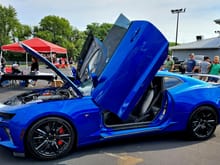 The blue was very eye catching 💙 and the lambo door definitely cut a pose compared to the other cars