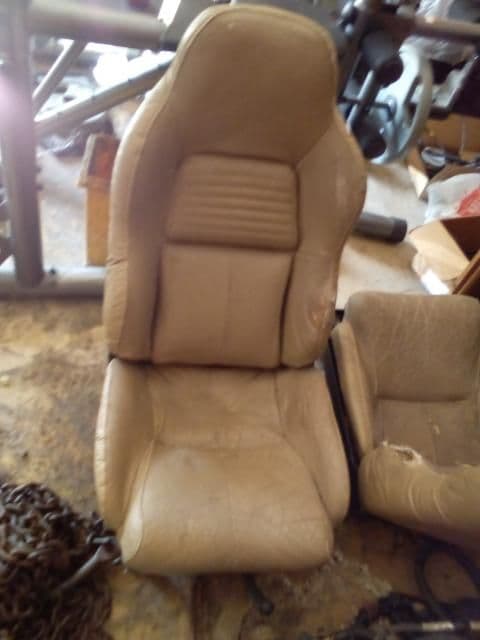 Interior/Upholstery - c4 corvette seats 95-96 - Used - 1995 to 1996 Chevrolet Corvette - 1984 to 1996 Chevrolet Corvette - 0  All Models - San Antonio, TX 78223, United States