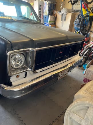 This is a ‘73 c10 shortbed fleet side that i picked up for dirt