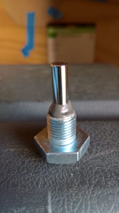Differential Drain Plug - JB Welded to neodymium magnet