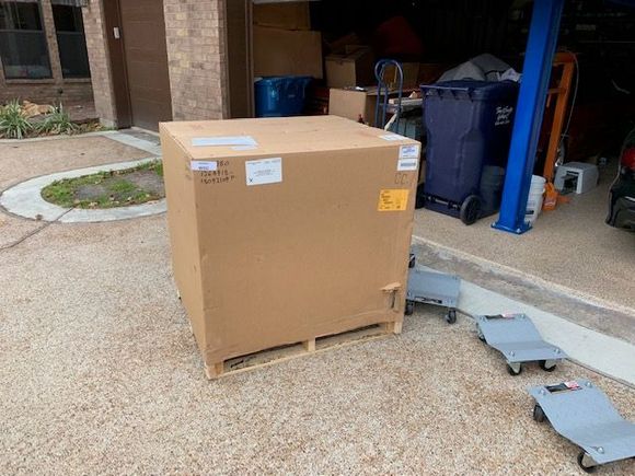 This was a 1-day late Christmas present that arrived on 26 December 2018.