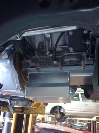 Oil pan clearance