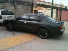 my 96 maxima (:
