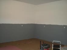 Flat white ceiling and upper walls, Behr 'gray area' lower walls
