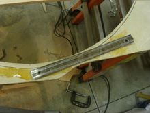 Metal support brace to reinforce the thin section