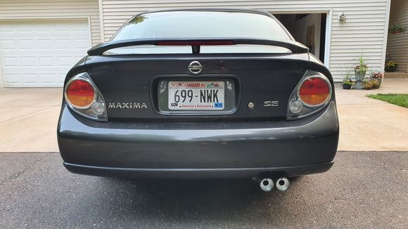 removable exhaust inserts