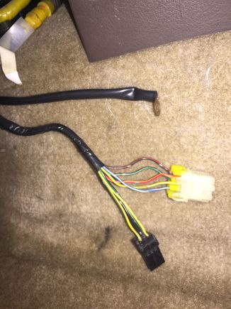 1993 GXE VG auto transmission shifter plugs at center console.