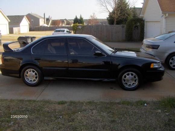 out side pics of the maxx 002   she is Sexxxy