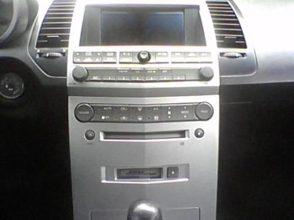 Bose 8-Speaker Radio/Cassette/6-CD Changer with Heated Steering Wheel Controls