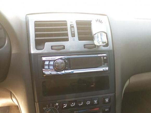 Alpine Head Unit w/iPOD Controller.