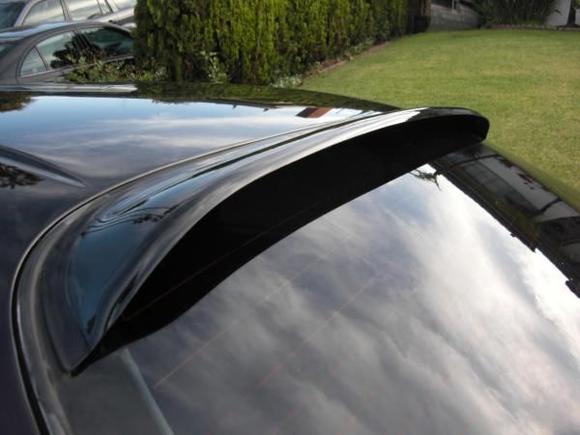 half size roof spoiler, painted