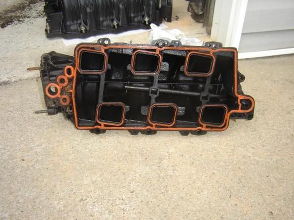 old upper intake manifold plenum