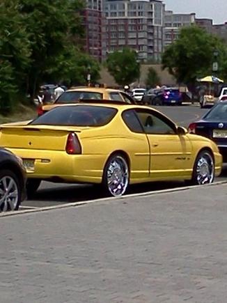 245/30r22s I gave those rims away. Never want to see them again. But I have to Admit, these rims are the reason I have YelloJAC and not BlaqueJAC!