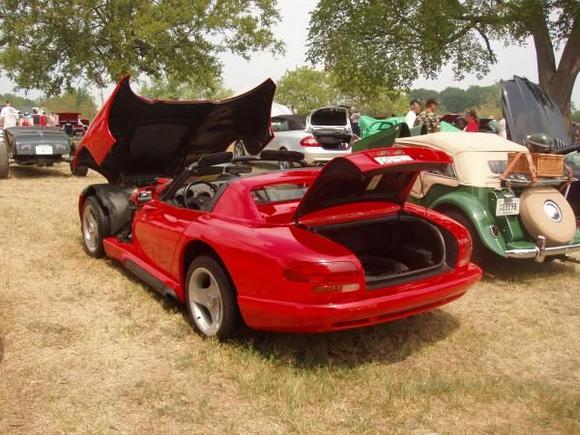 VIPER HOOD &amp; TRUNK OPEN